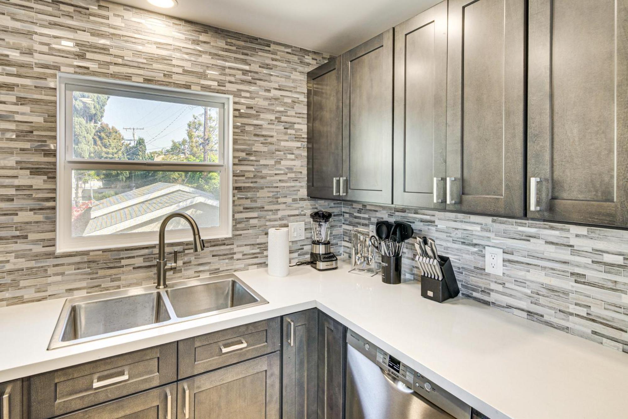 4 Mi To Sofi Stadium Pet-friendly La Area *